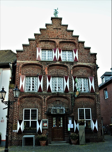 해외 맛집 대기 줄 길 때 근처 별점 높은 포장 전문점 가서 공원에서 피크닉 하며 즐긴 여유로운 점심